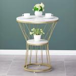 طاولة جانبية